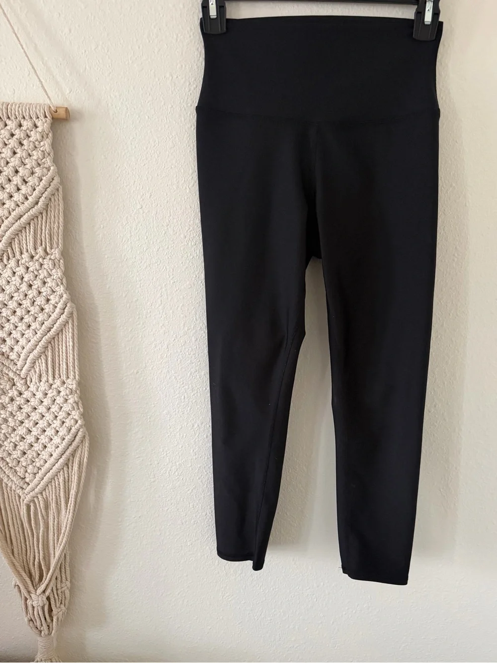 ALO Yoga 7/8 High-Waist Airlift Legging Performance Leggings
